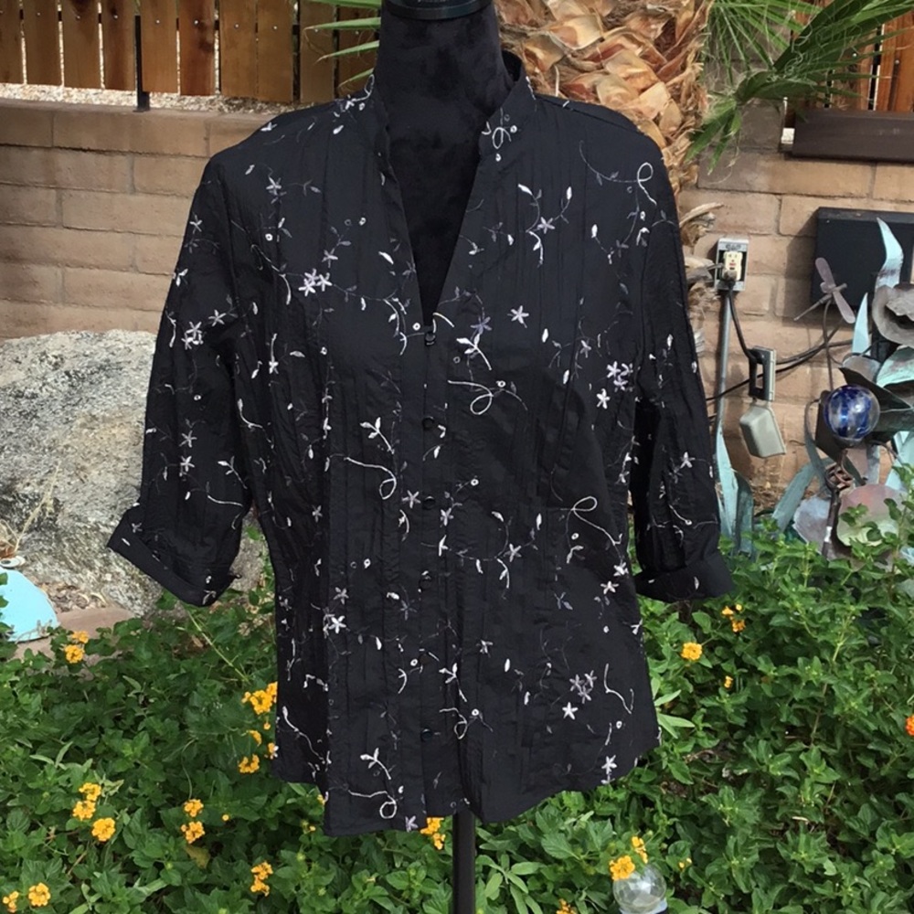 Button Down 3/4 Sleeve Blouse